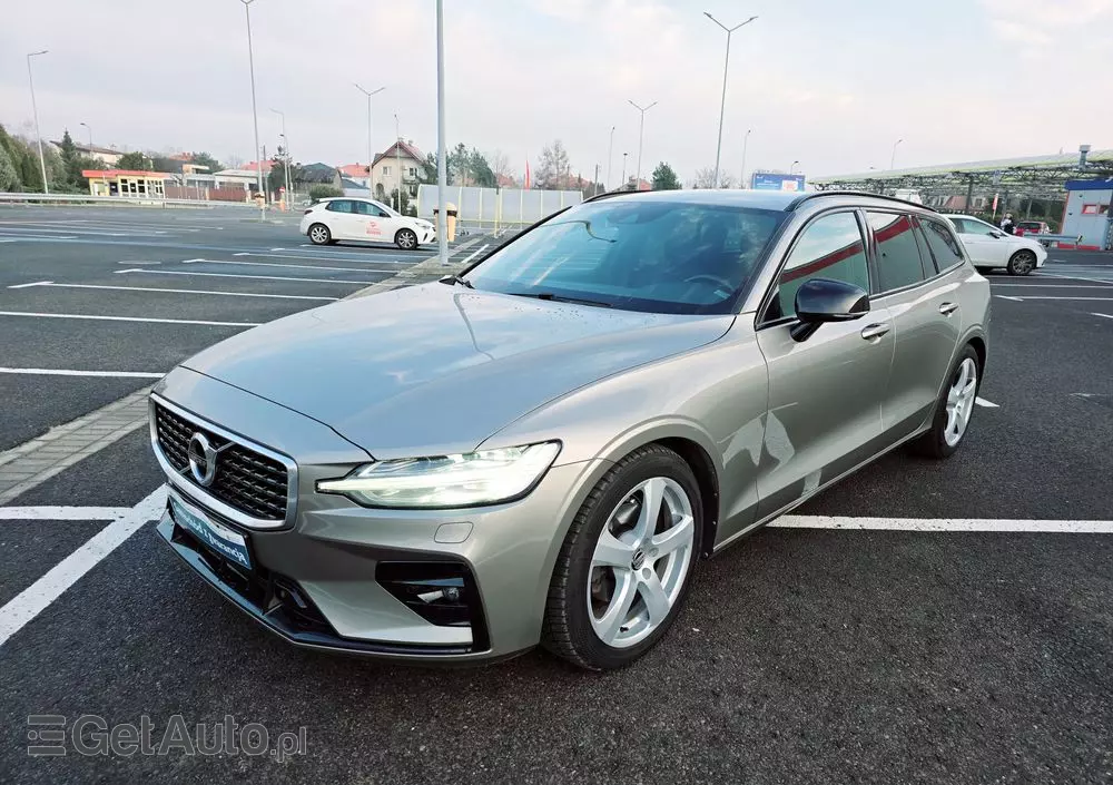 VOLVO V60 D4 R-Design