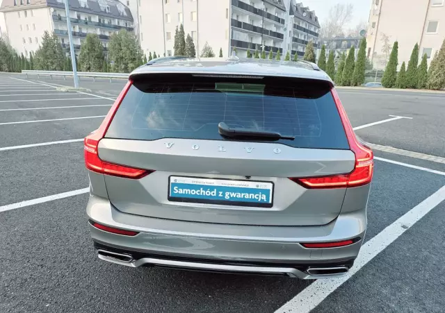 VOLVO V60 D4 R-Design