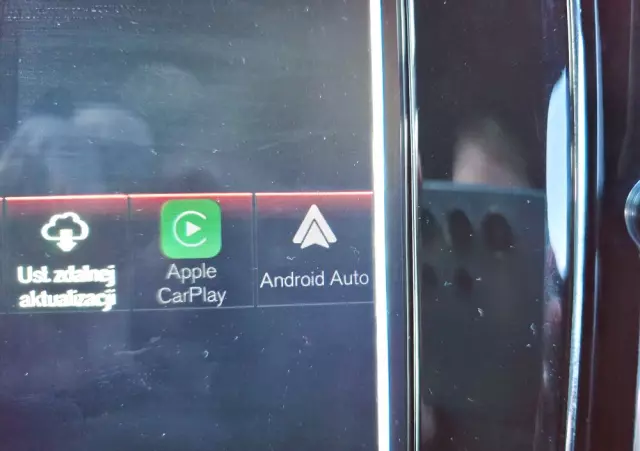 VOLVO V60 D4 R-Design