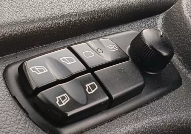 MERCEDES-BENZ AXOR ACTROS 2540 HAKOWIEC 3 OSIE 