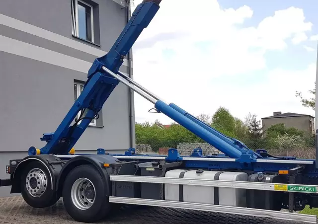 MERCEDES-BENZ AXOR ACTROS 2540 HAKOWIEC 3 OSIE 