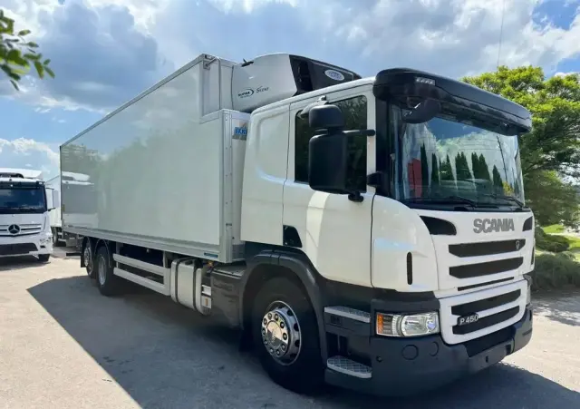 SCANIA Scania P 450 / CHŁODNIA + WINDA / 23 PALETY / EURO6 / OŚ SKRĘTNA / CARRIER/ ASO 