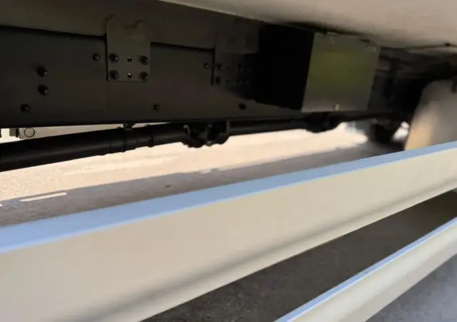 SCANIA Scania P 450 / CHŁODNIA + WINDA / 23 PALETY / EURO6 / OŚ SKRĘTNA / CARRIER/ ASO 