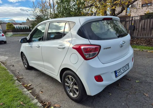 HYUNDAI I10 