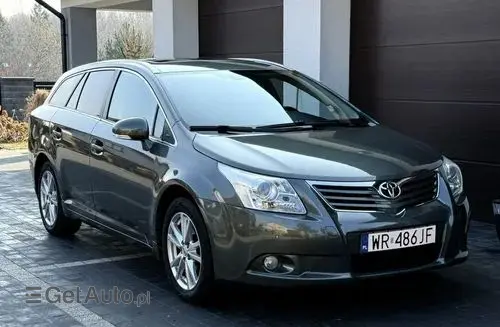 TOYOTA Avensis 