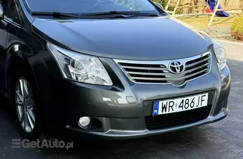 TOYOTA Avensis 