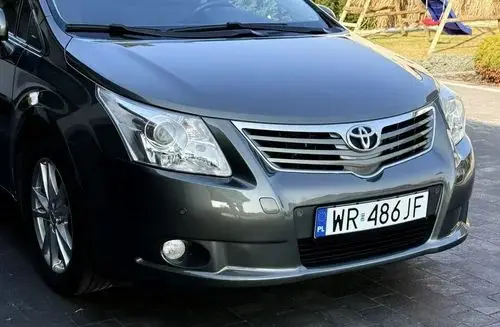 TOYOTA Avensis 