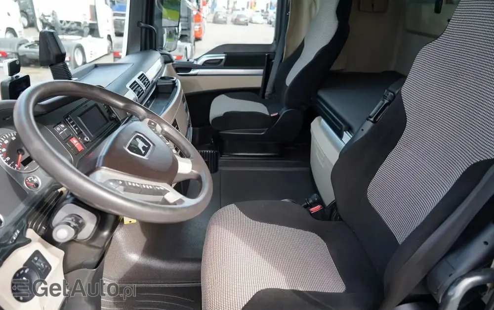 MAN TGX 18.460 / XXL / RETARDER / NAVI RIO 