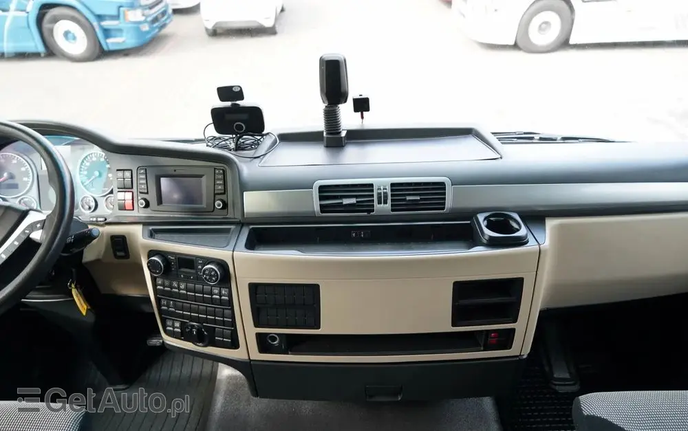 MAN TGX 18.460 / XXL / RETARDER / NAVI RIO 