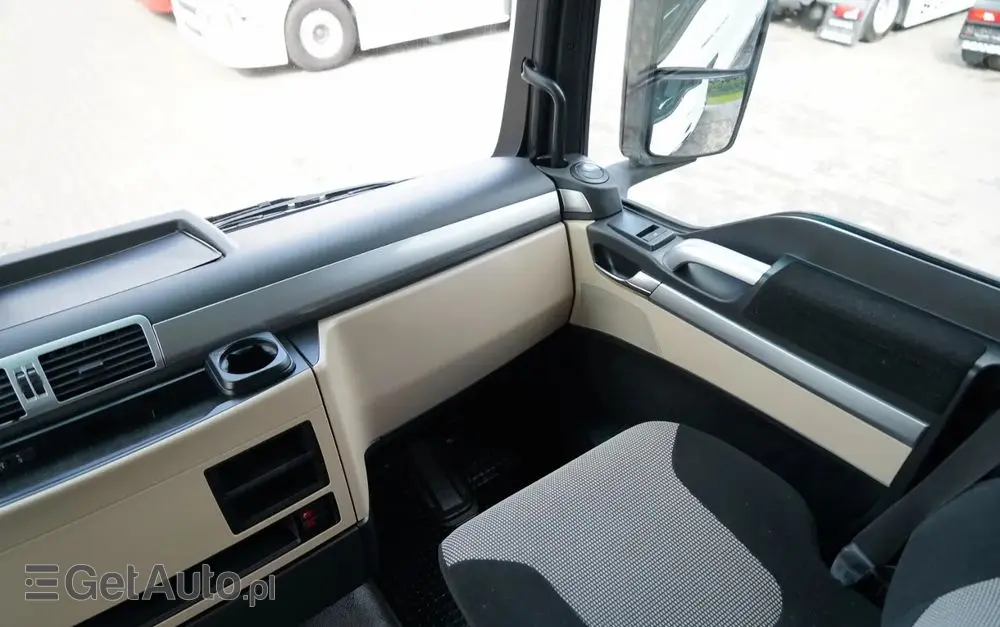 MAN TGX 18.460 / XXL / RETARDER / NAVI RIO 