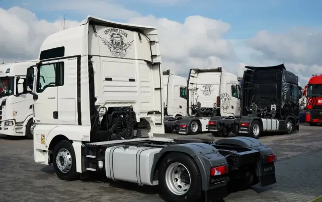 MAN TGX 18.460 / XXL / RETARDER / NAVI RIO 