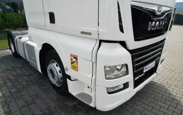 MAN TGX 18.460 / XXL / RETARDER / NAVI RIO 