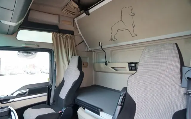 MAN TGX 18.460 / XXL / RETARDER / NAVI RIO 