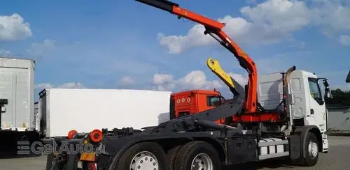 RENAULT Premium Lander 