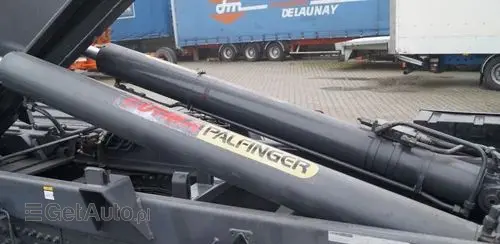 RENAULT Premium Lander 