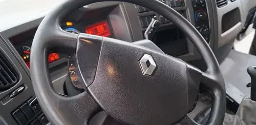 RENAULT Premium Lander 