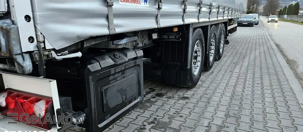 SCHMITZ CARGOBULL FIRANKA / STANDARD / RAMA OCYNK / DWIE OSIE PODNOSZONE 