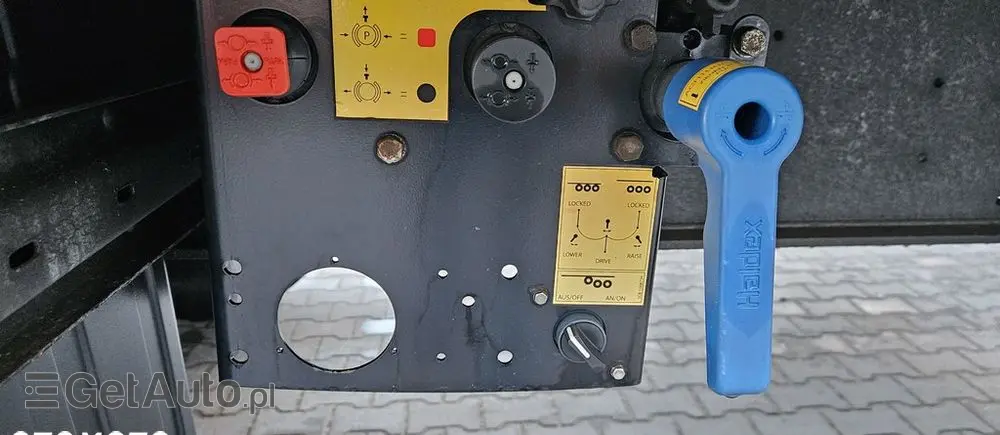 SCHMITZ CARGOBULL FIRANKA / STANDARD / RAMA OCYNK / DWIE OSIE PODNOSZONE 