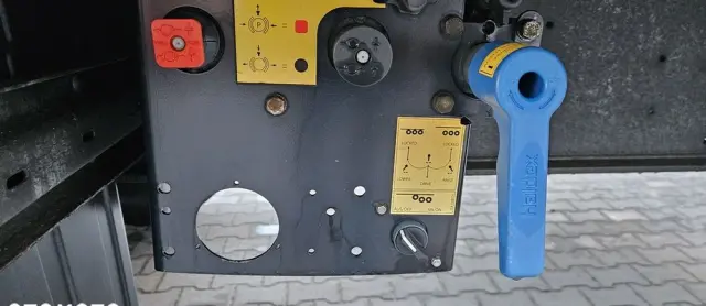 SCHMITZ CARGOBULL FIRANKA / STANDARD / RAMA OCYNK / DWIE OSIE PODNOSZONE 