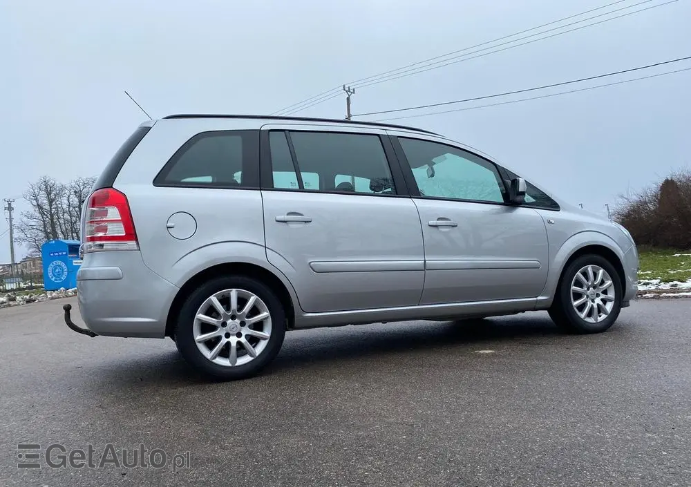 OPEL Zafira 