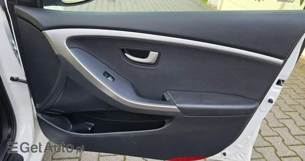 HYUNDAI I30 1.4 Premium