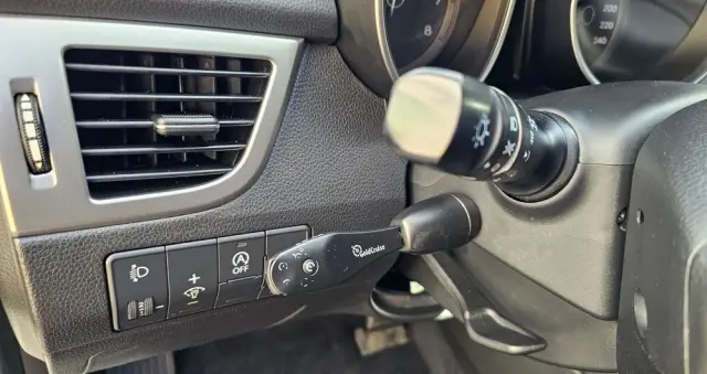 HYUNDAI I30 1.4 Premium