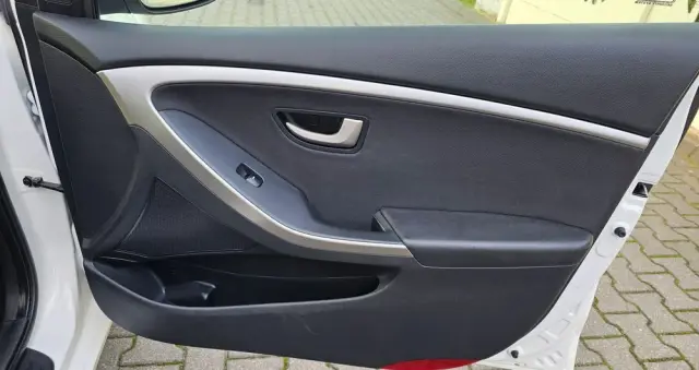 HYUNDAI I30 1.4 Premium