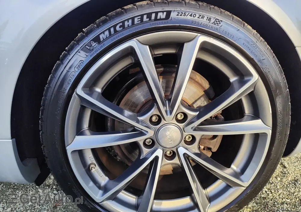 AUDI A4 Limousine 2.0 T FSI multitronic