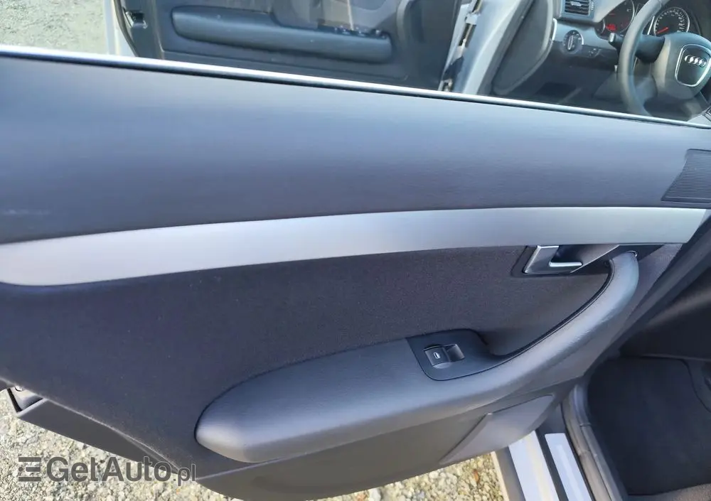 AUDI A4 Limousine 2.0 T FSI multitronic