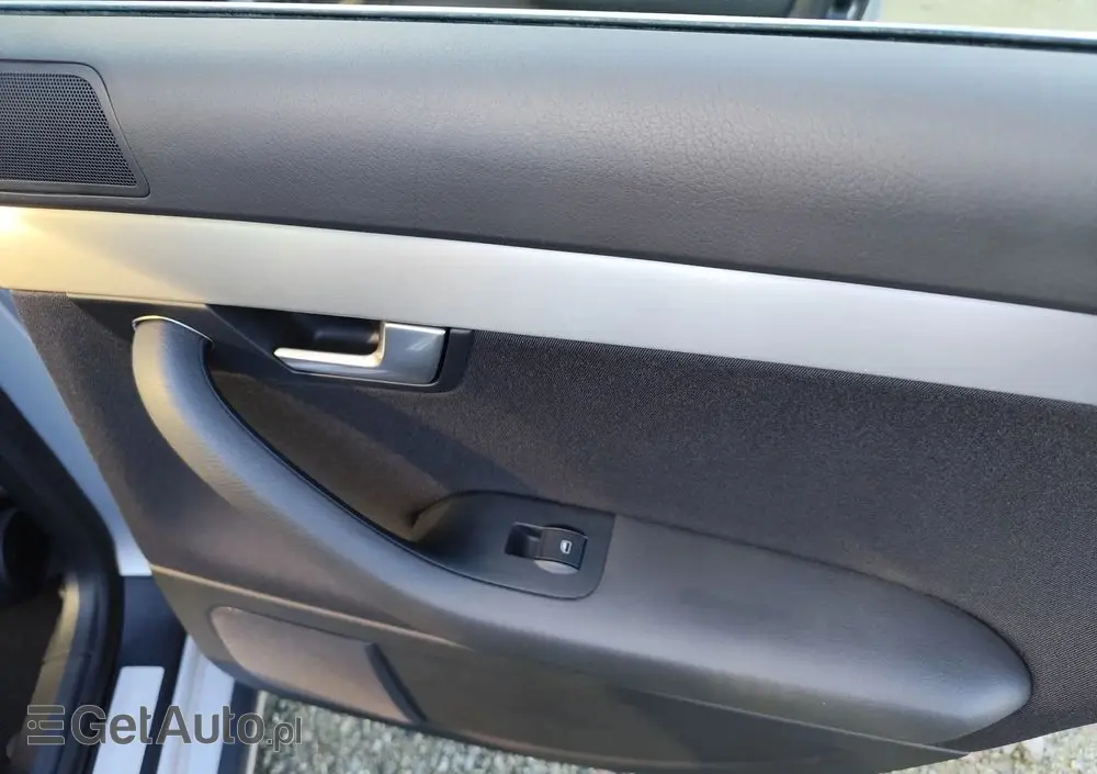 AUDI A4 Limousine 2.0 T FSI multitronic