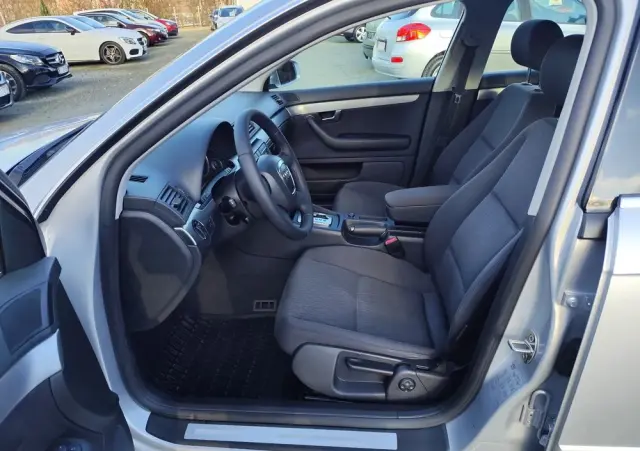 AUDI A4 Limousine 2.0 T FSI multitronic