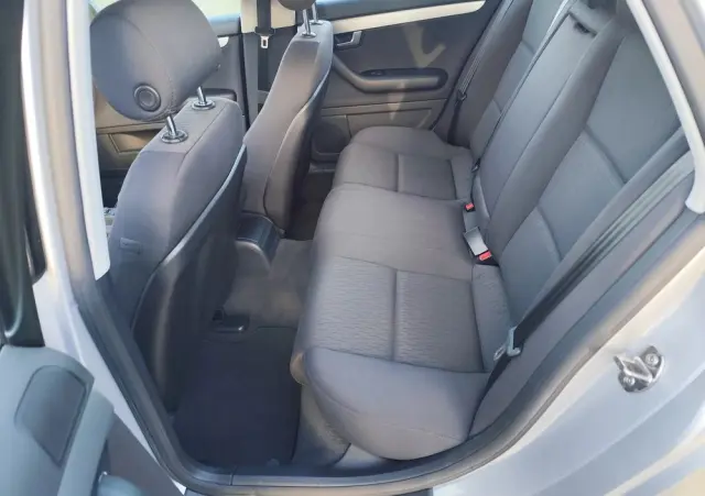 AUDI A4 Limousine 2.0 T FSI multitronic