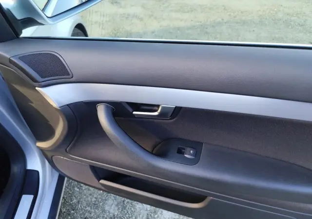 AUDI A4 Limousine 2.0 T FSI multitronic