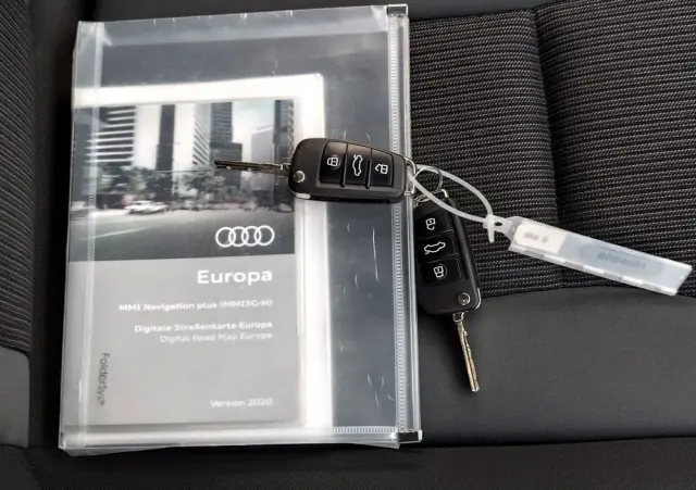 AUDI A4 Limousine 2.0 T FSI multitronic