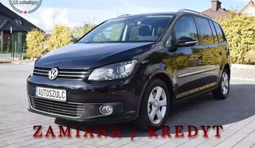 VOLKSWAGEN Touran 