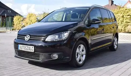 VOLKSWAGEN Touran 