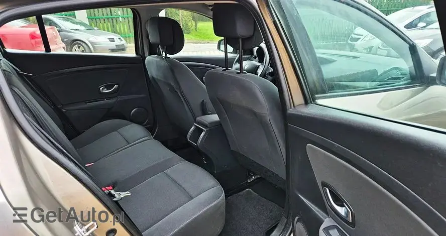 RENAULT Megane 1.6 16V 100 Expression