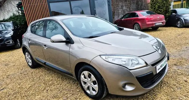 RENAULT Megane 1.6 16V 100 Expression