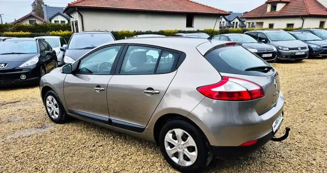 RENAULT Megane 1.6 16V 100 Expression