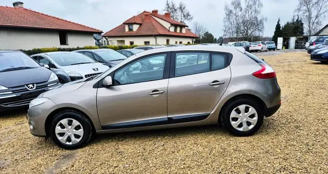 RENAULT Megane 1.6 16V 100 Expression