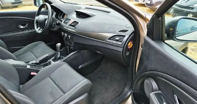 RENAULT Megane 1.6 16V 100 Expression