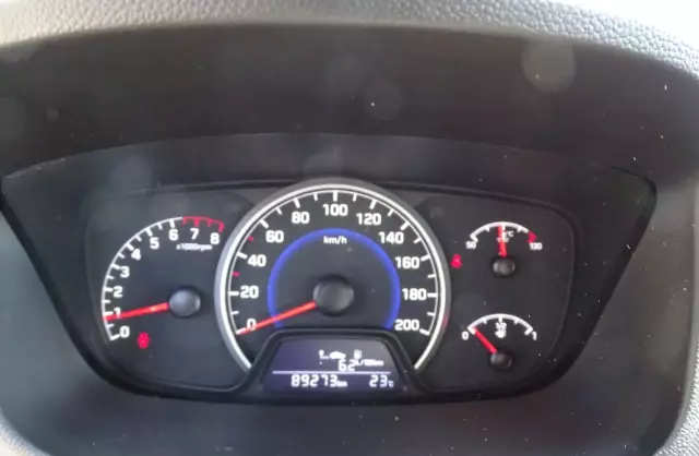 HYUNDAI I10 1.0 (67 KM)