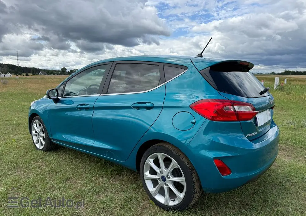 FORD Fiesta 1.0 EcoBoost Start-Stop Champions Edition