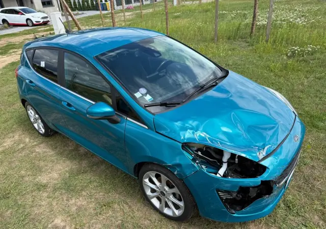 FORD Fiesta 1.0 EcoBoost Start-Stop Champions Edition
