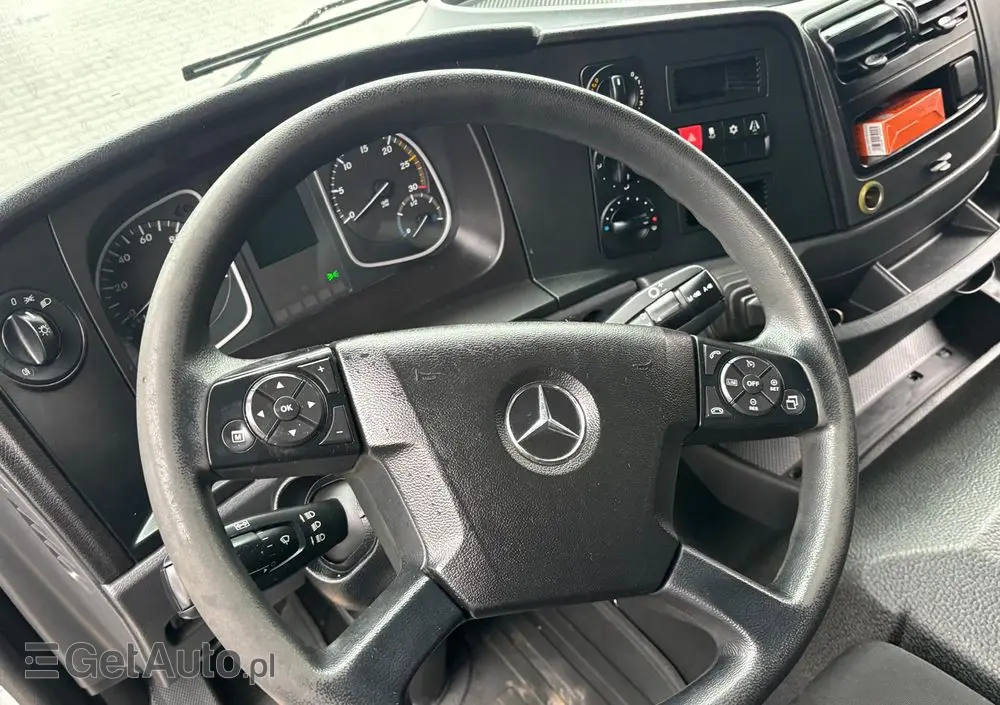 MERCEDES-BENZ MERCEDES ATEGO1527, 1524,,1523,,,1530,,1224,, 1530 KONTENER FIRANKA CHLODNIA PODWOZIE DO ZABUDOWY KILKA SZTUK 