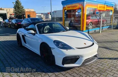 PORSCHE Spyder 