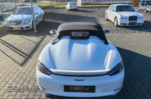 PORSCHE Spyder 