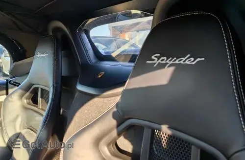 PORSCHE Spyder 