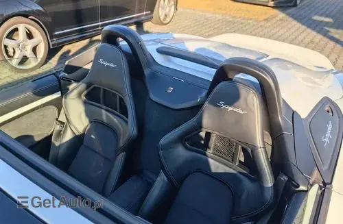 PORSCHE Spyder 