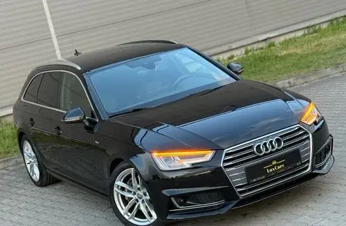 AUDI A4 